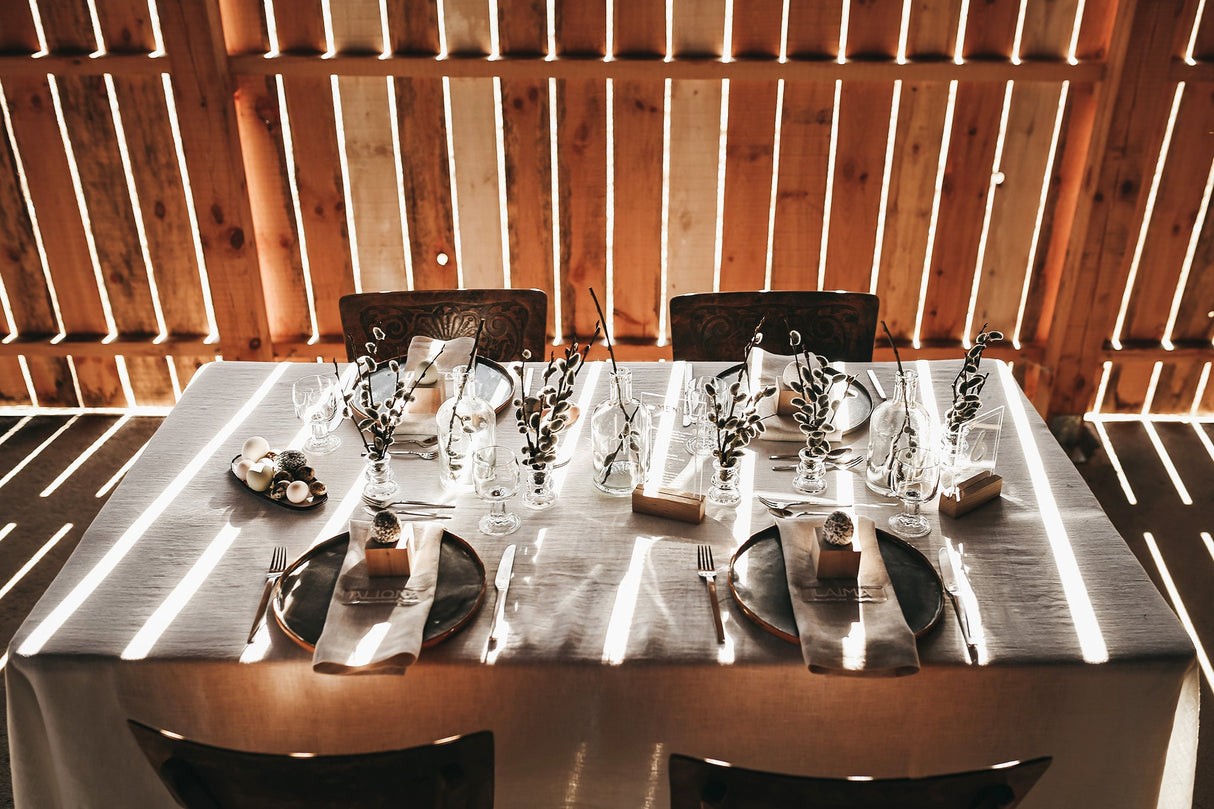 Set of Linen Tablecloth and 4 Napkins, Linen Tablecloth and Napkins