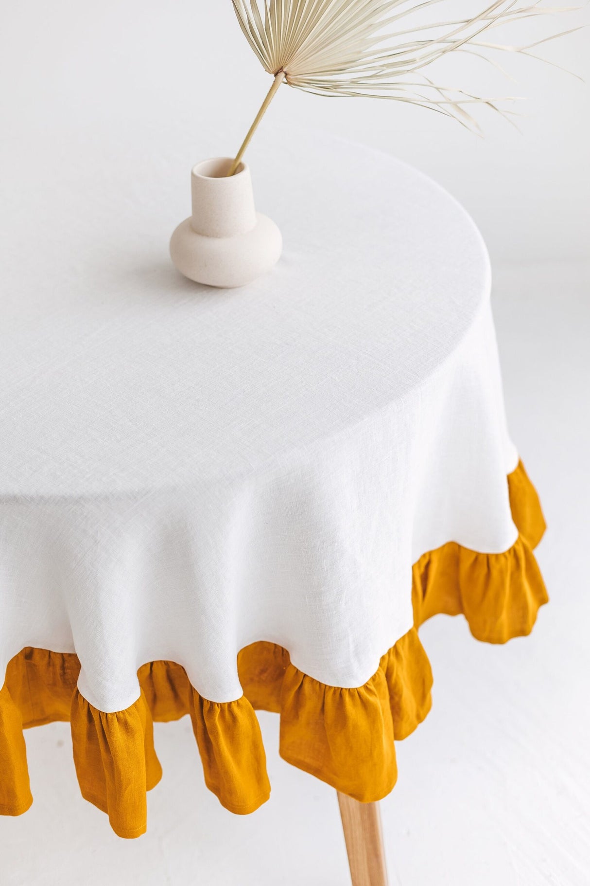 Round Linen Tablecloth With Ruffle,Ruffled Linen Tablecloth