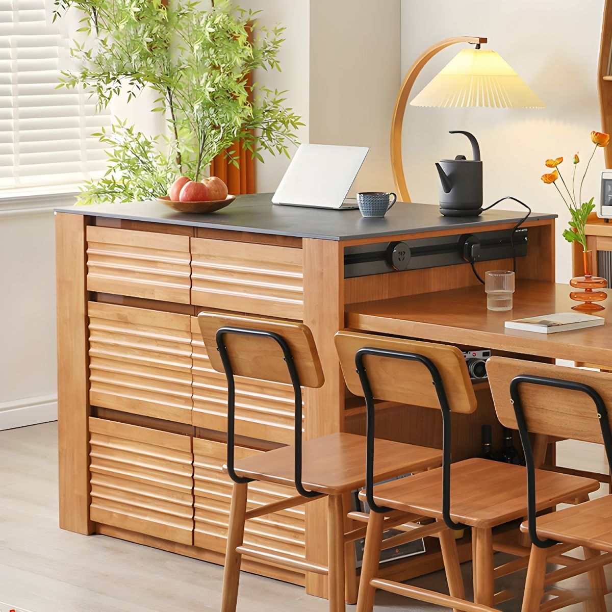 Kitchen Islands & Carts